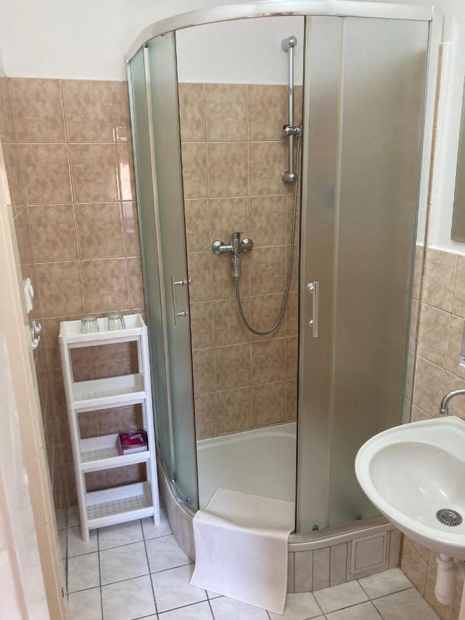 Apartmany U Kubiku Χράντεκ Κράλοβε Εξωτερικό φωτογραφία
