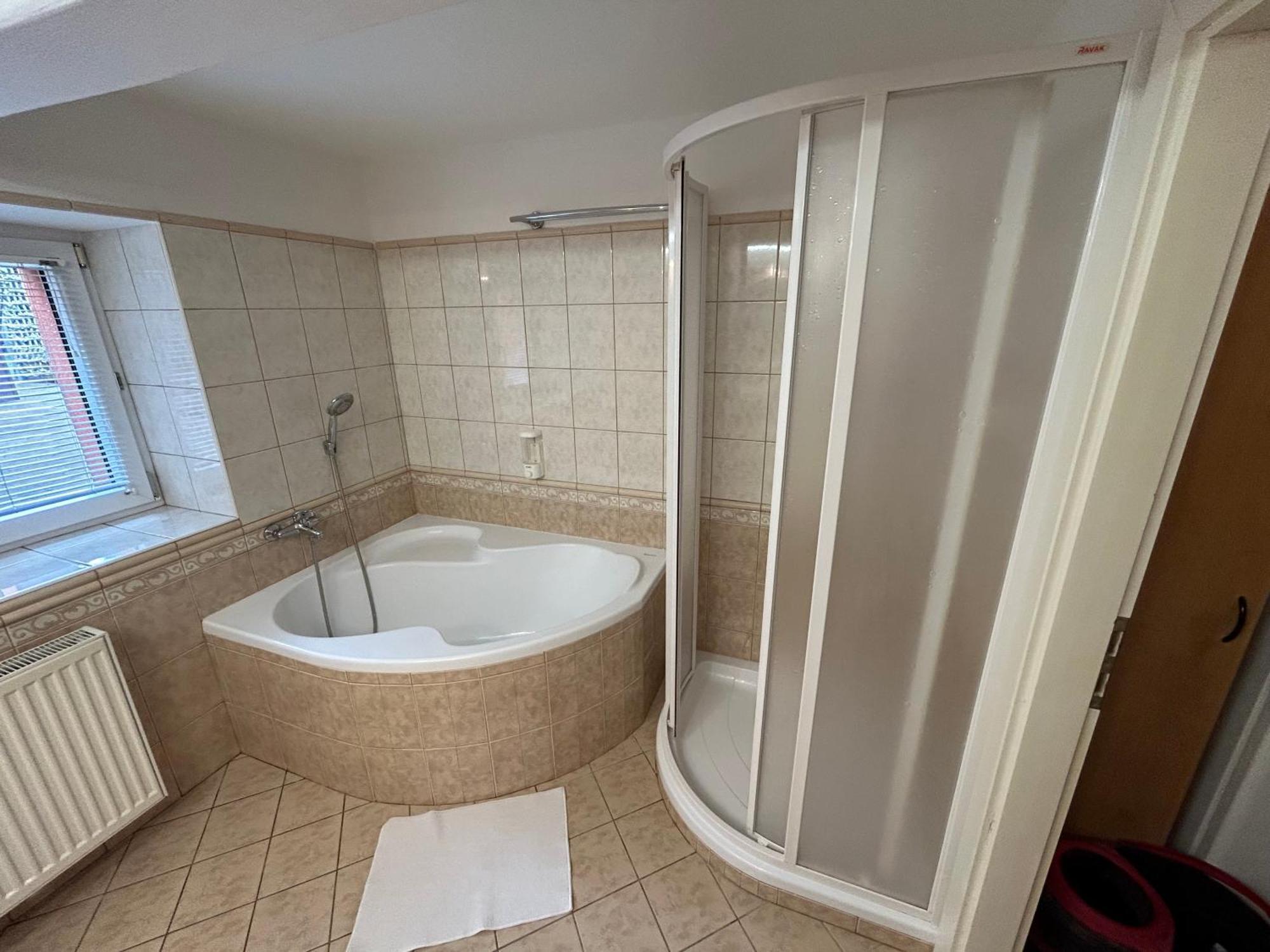 Apartmany U Kubiku Χράντεκ Κράλοβε Δωμάτιο φωτογραφία